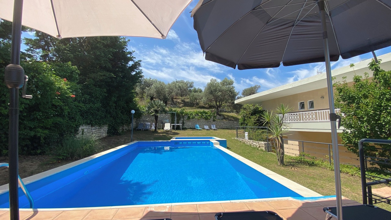 Photo of Outdoor in Adelianos Kampos