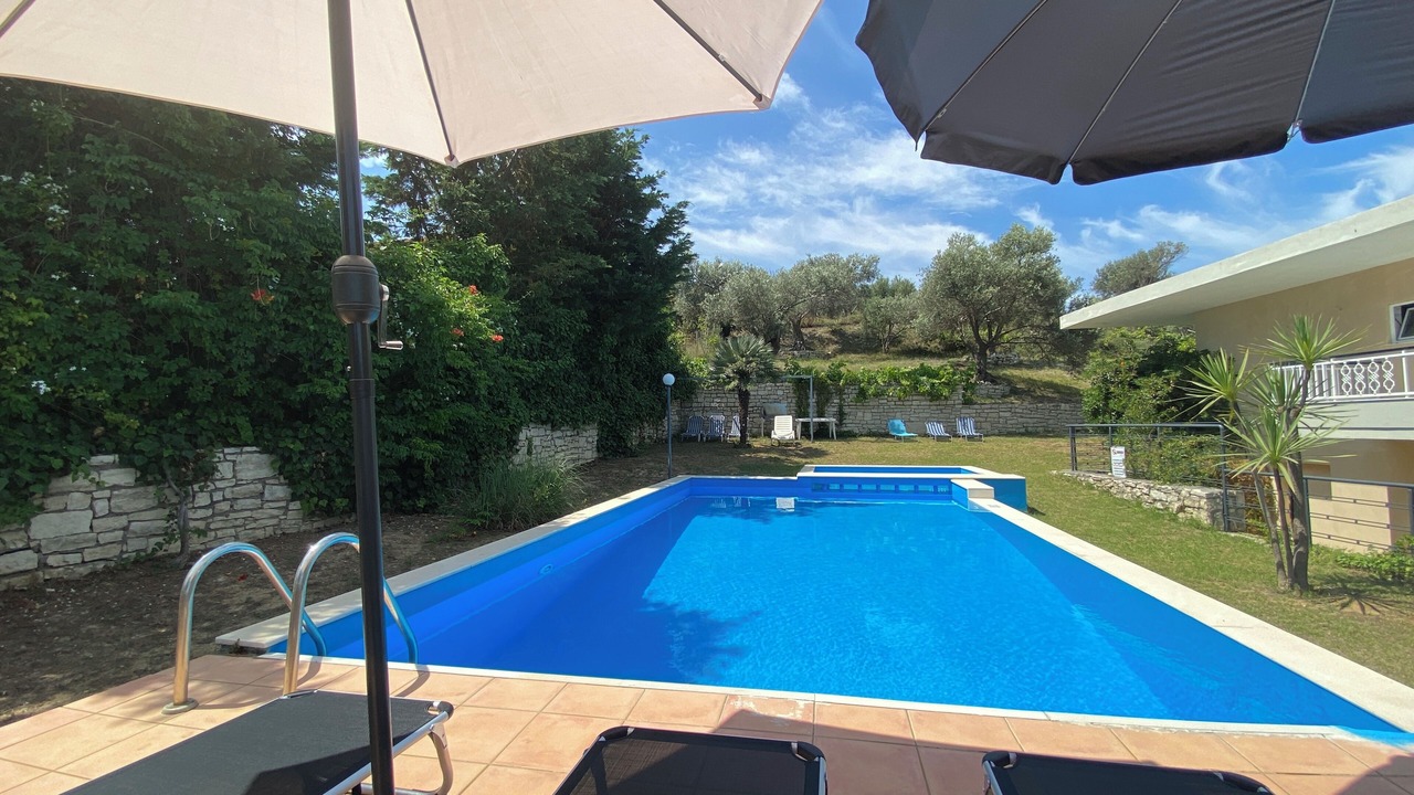 Photo of Outdoor in Adelianos Kampos