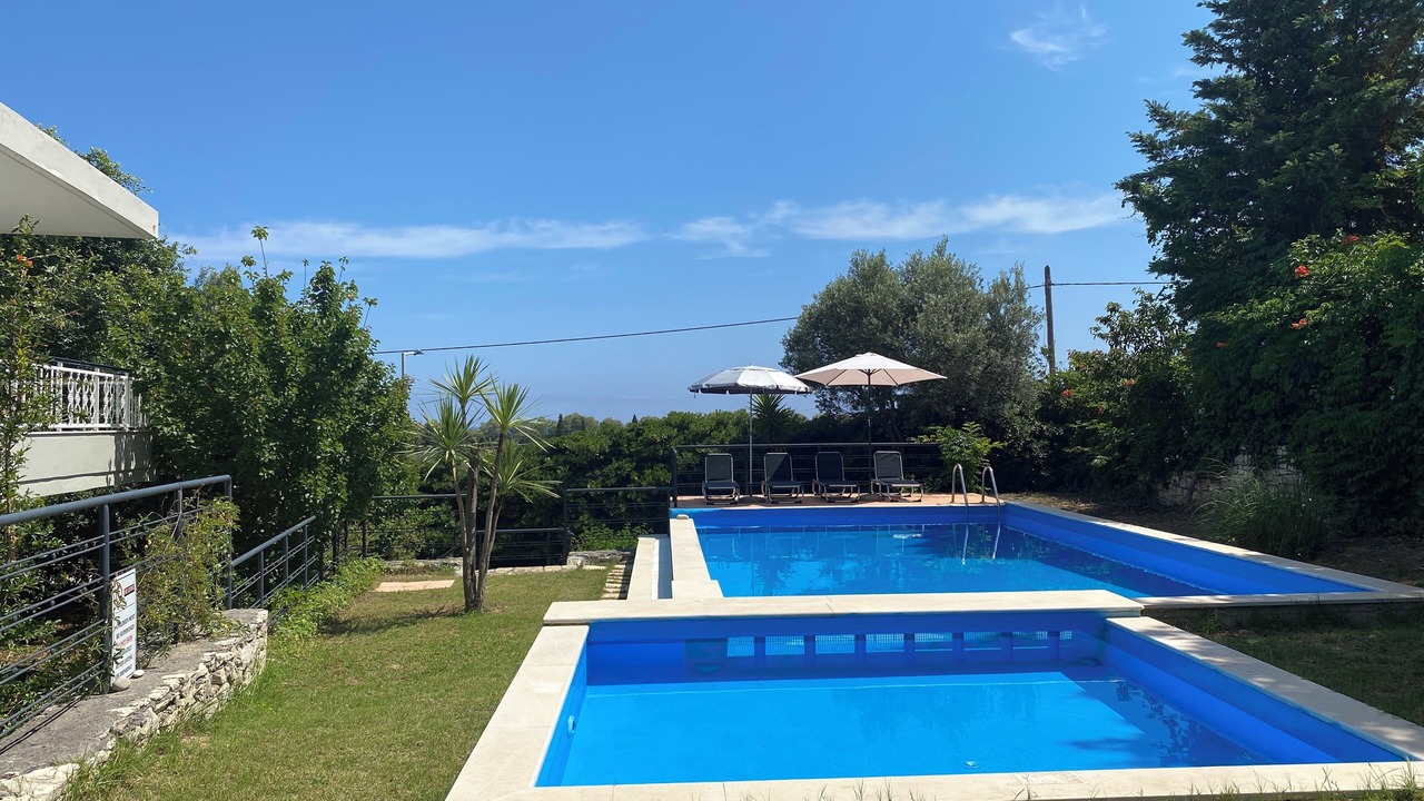 Photo of Outdoor in Adelianos Kampos