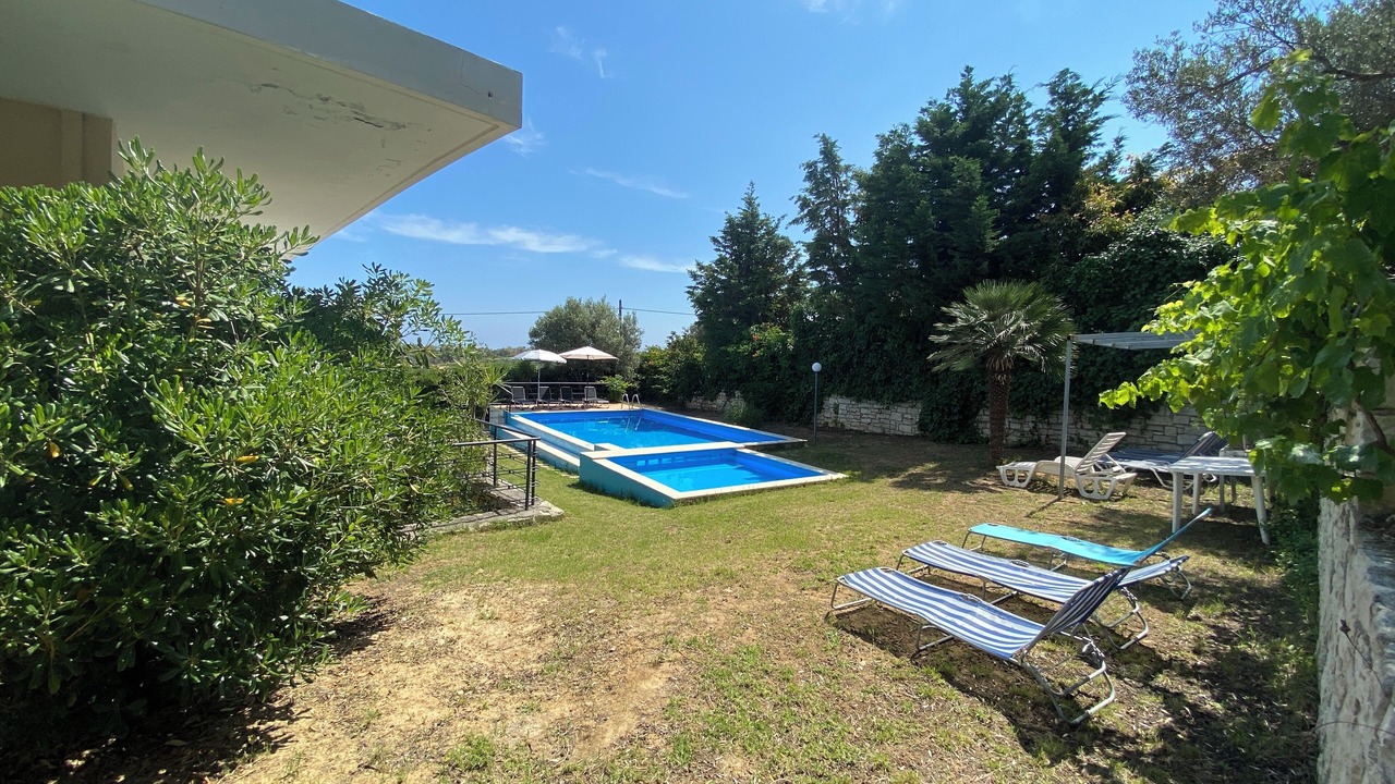 Photo of Outdoor in Adelianos Kampos