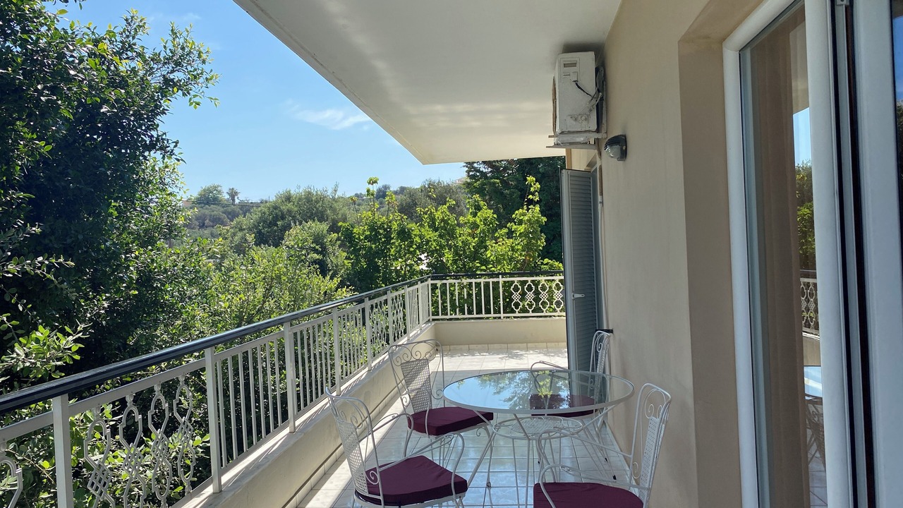 Photo of Outdoor in Adelianos Kampos