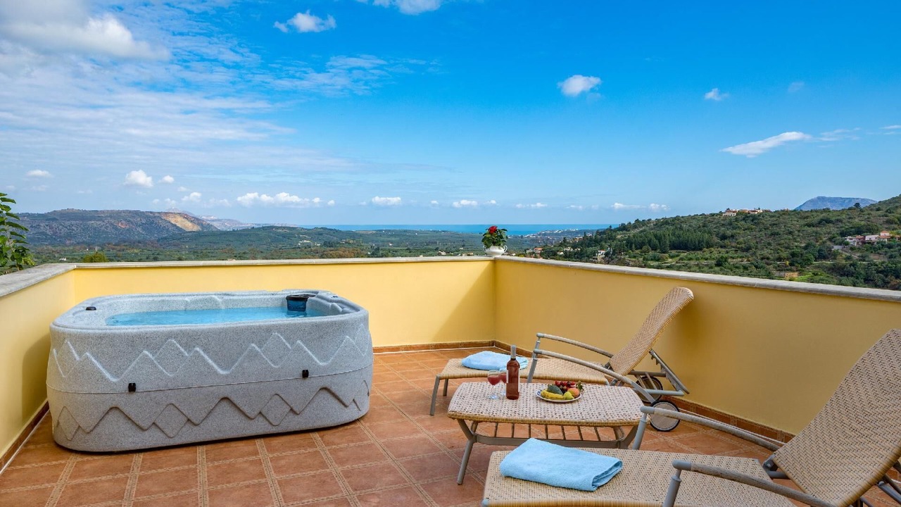Photo of Patio Balcony in Maheri