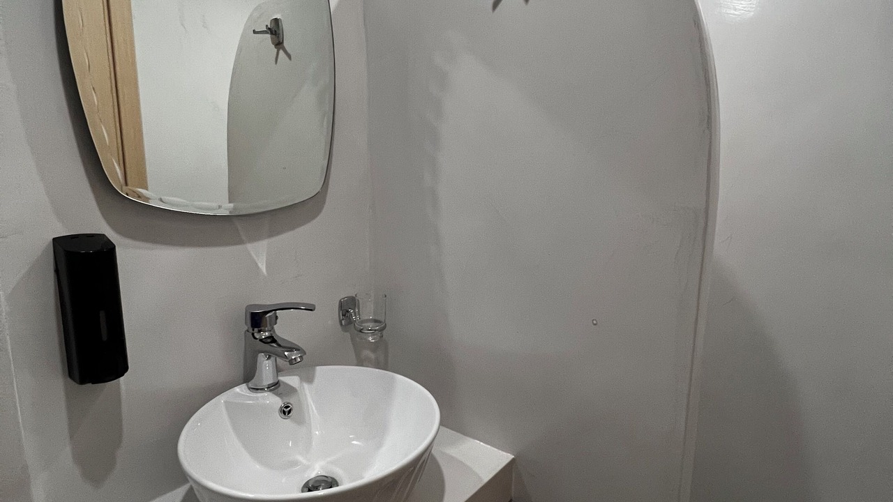 Photo of Bathroom in Ios