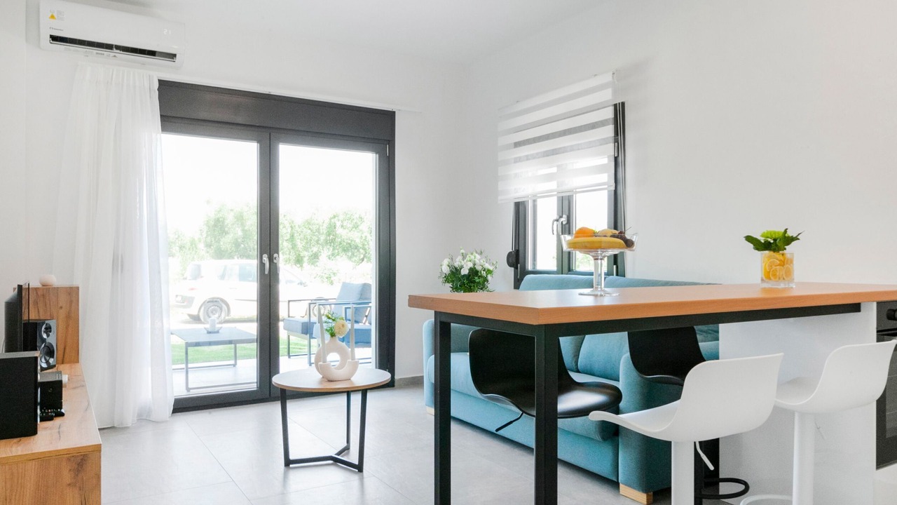 Photo of Livingroom in Polichrono