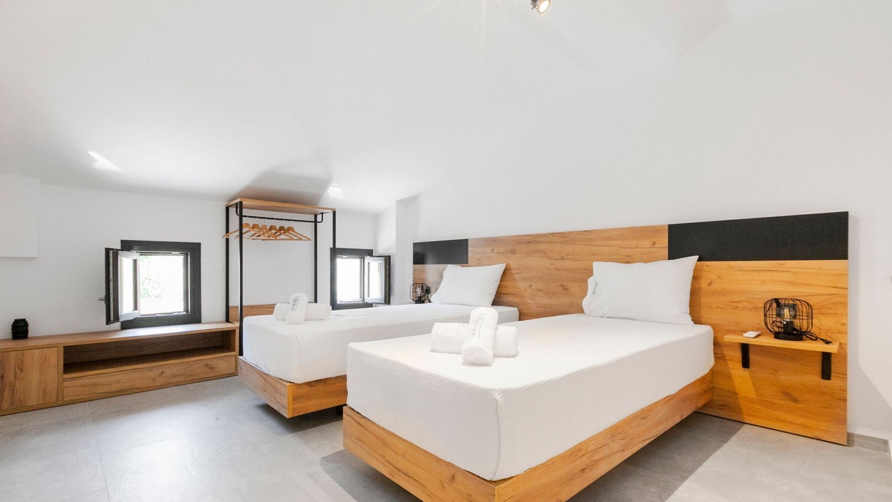 Photo of Bedroom in Polichrono