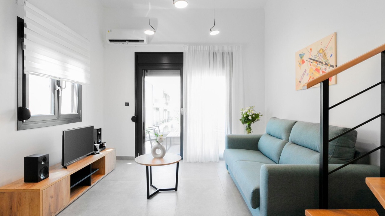 Photo of Livingroom in Polichrono