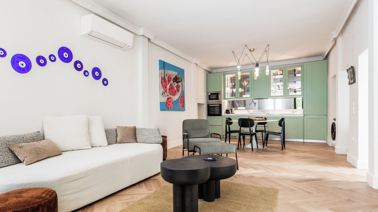 Photo of Livingroom in Psirri