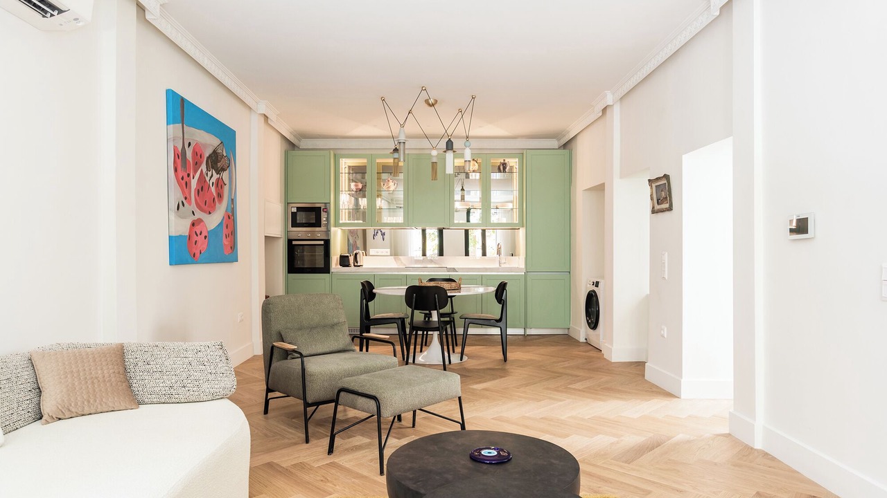 Photo of Livingroom in Psirri