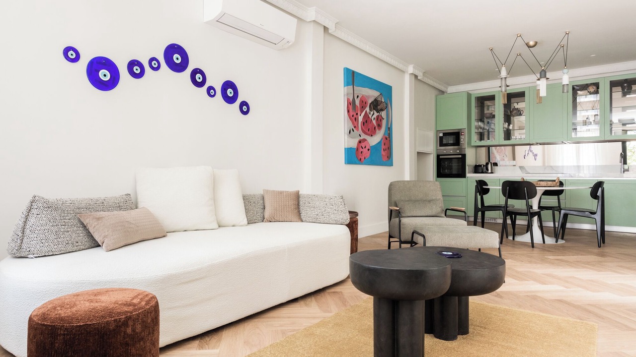 Photo of Livingroom in Psirri