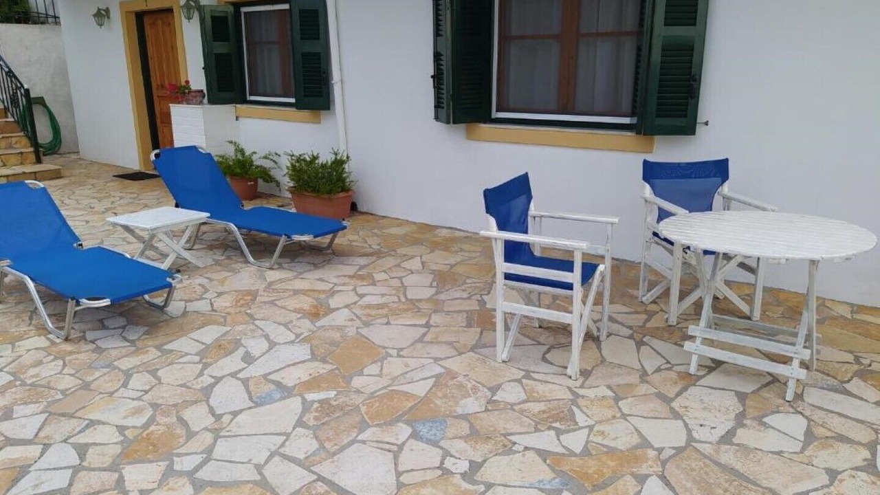 Photo of Outdoor in Longos