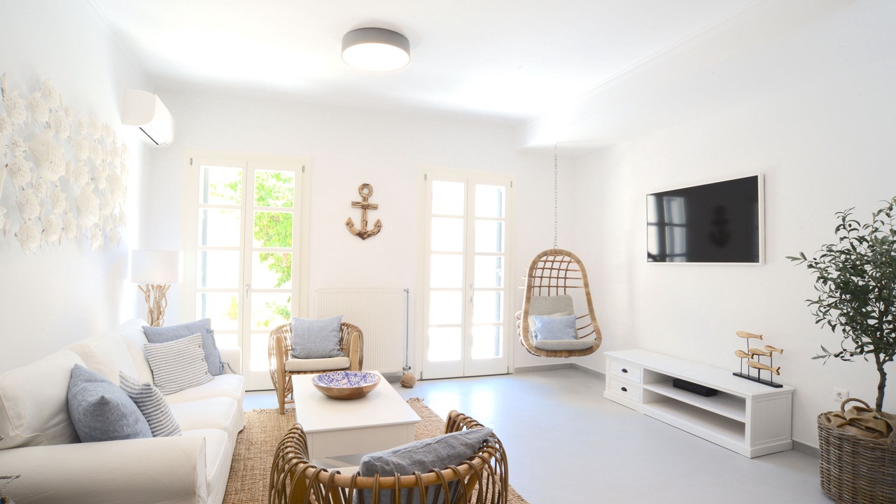 Photo of Livingroom in Spetses