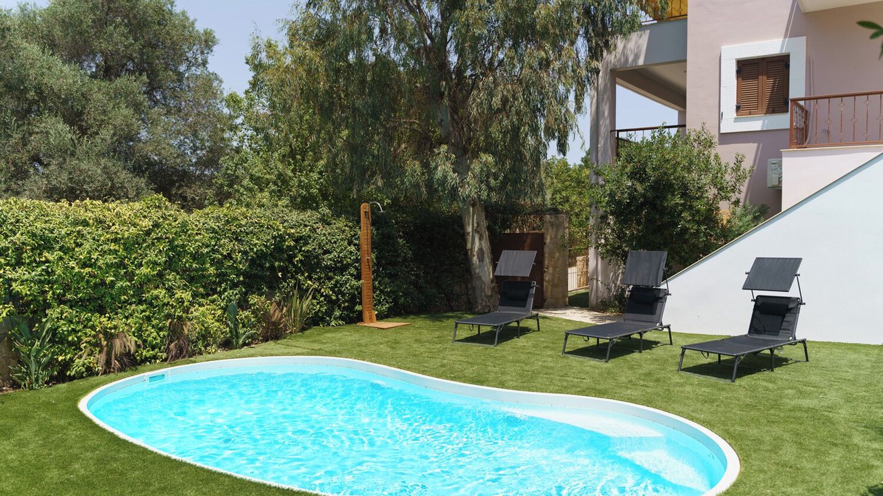 Photo of Outdoor in Monopari