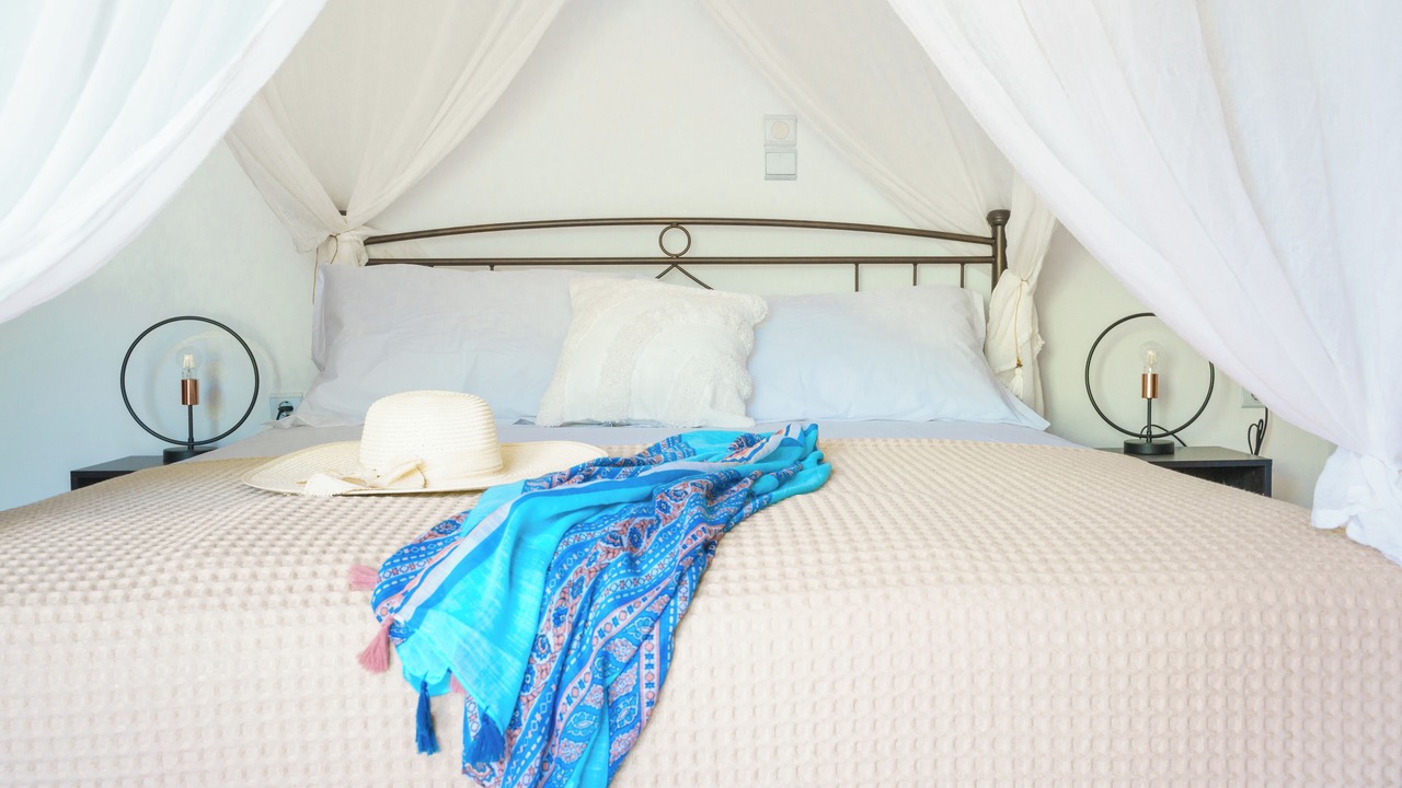 Photo of Bedroom in Monopari