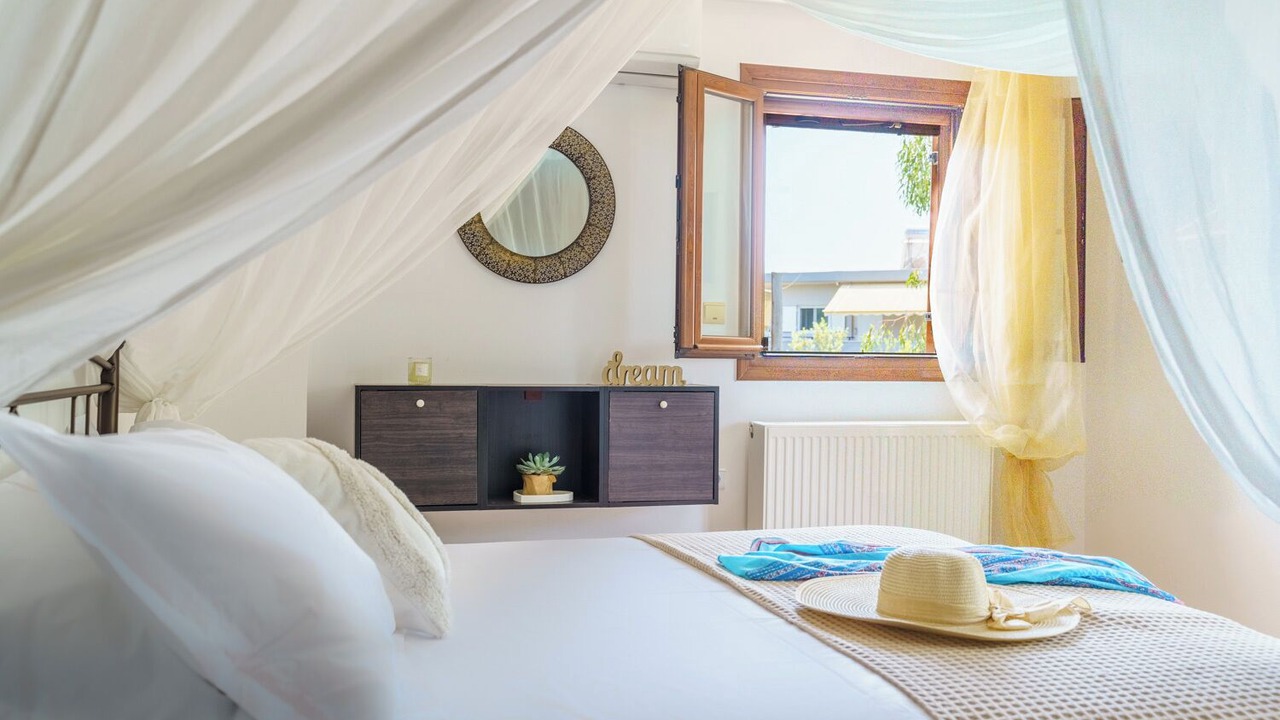 Photo of Bedroom in Monopari