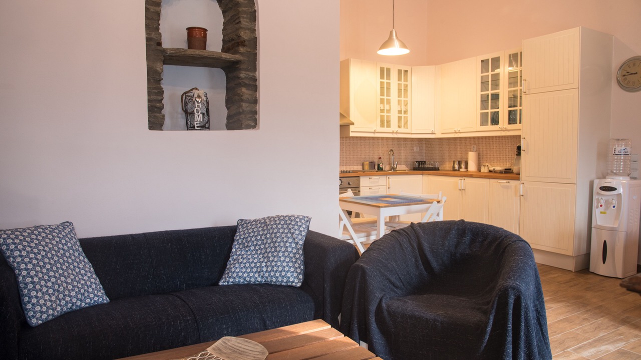 Photo of Livingroom in Ormos Korthiou