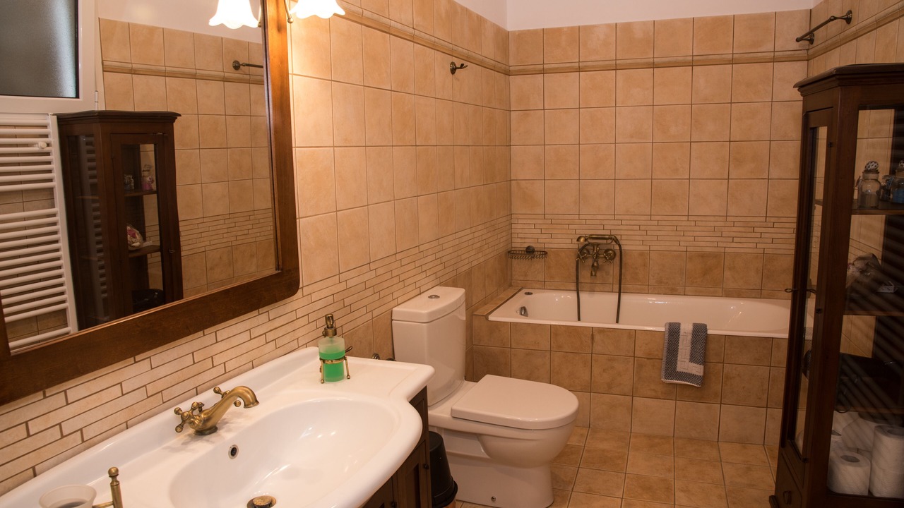 Photo of Bathroom in Ormos Korthiou