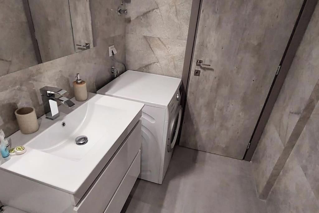 Photo of Bathroom in Nea Iraklitsa