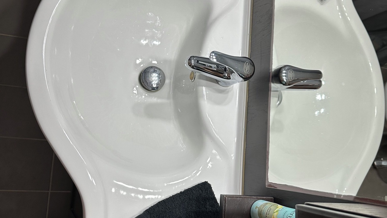 Photo of Bathroom in Kineta