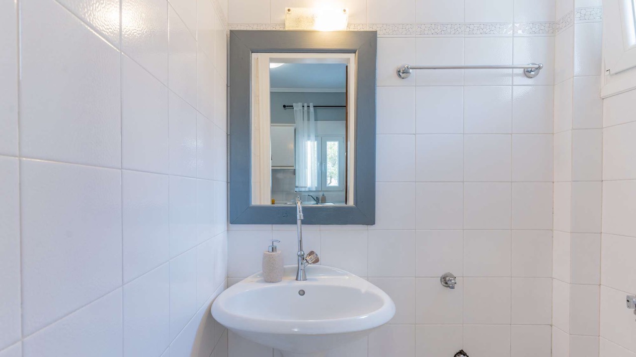Photo of Bathroom in Nea Skioni