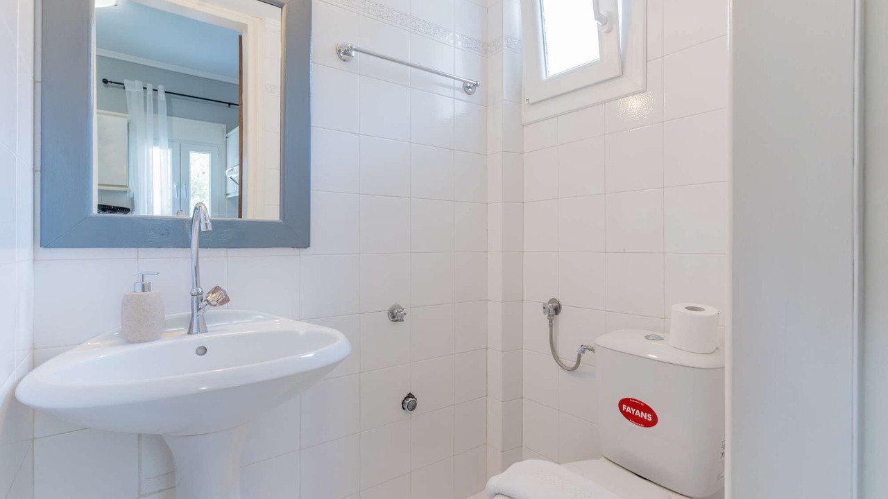 Photo of Bathroom in Nea Skioni