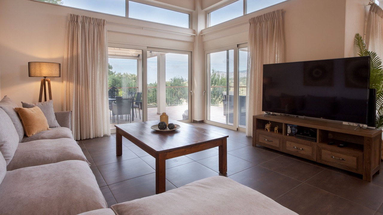 Photo of Livingroom in Armenoi