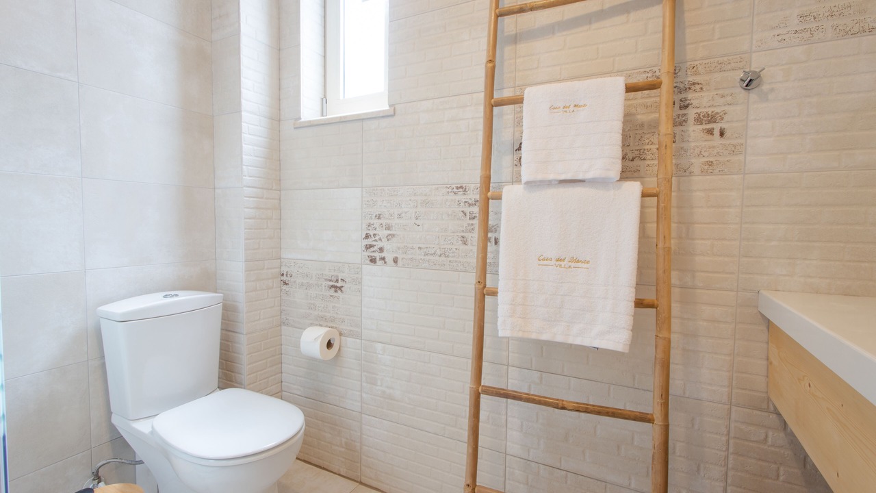 Photo of Bathroom in Armenoi