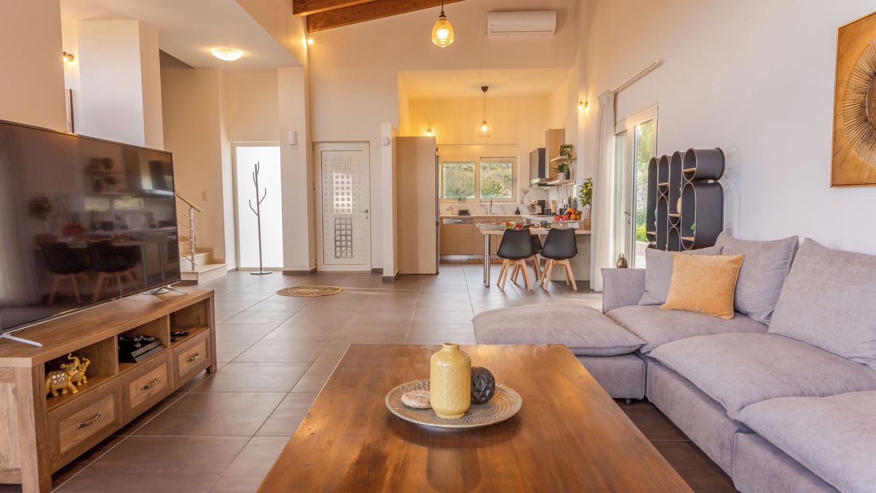 Photo of Livingroom in Armenoi