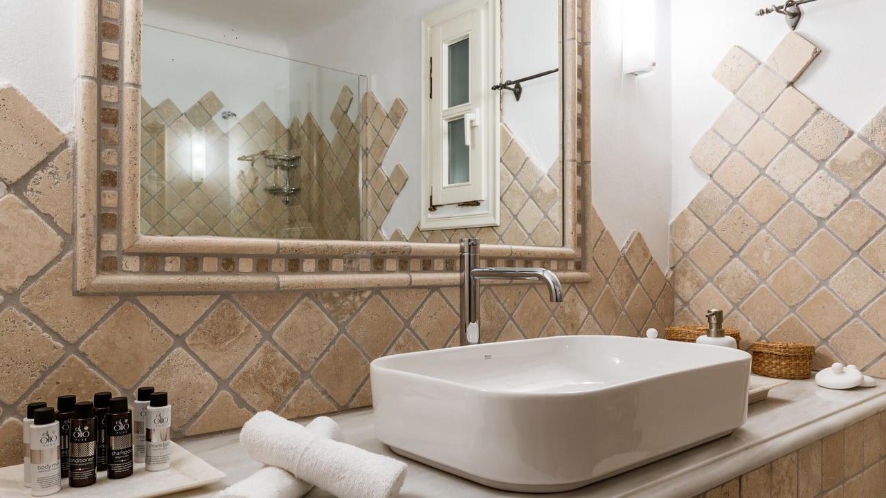 Photo of Bathroom in Elia