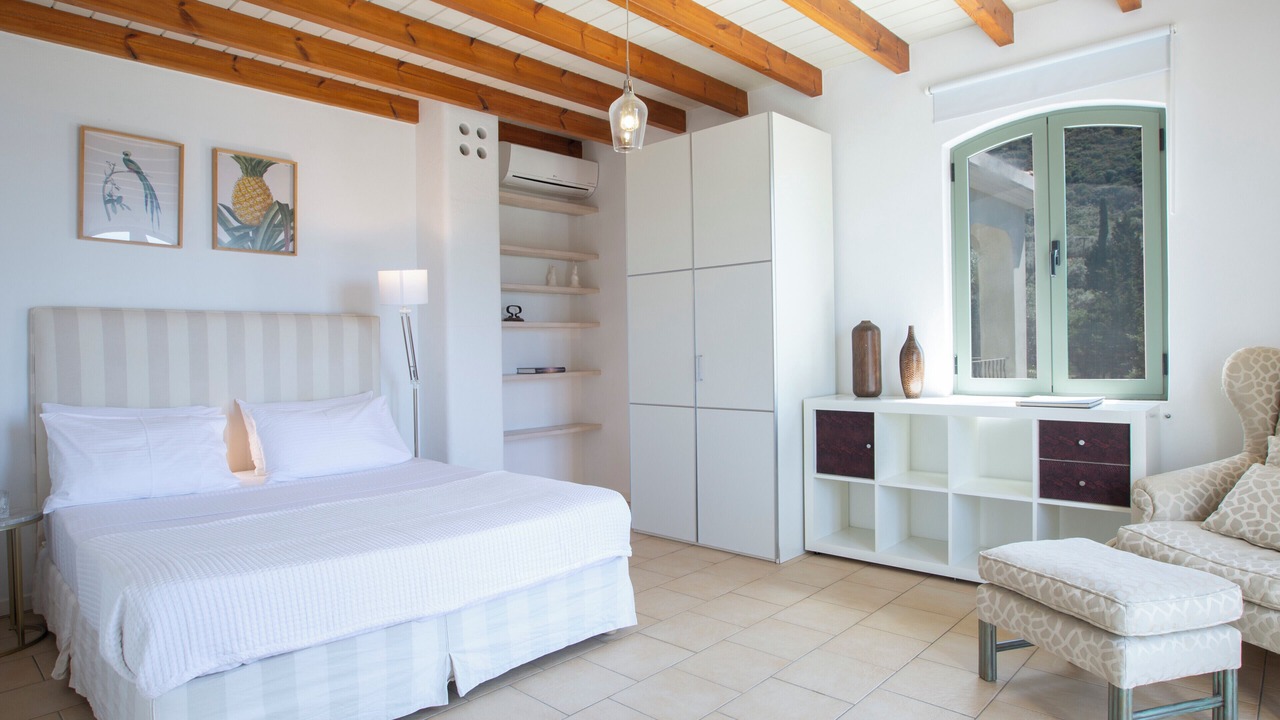Photo of Bedroom in Evgiros