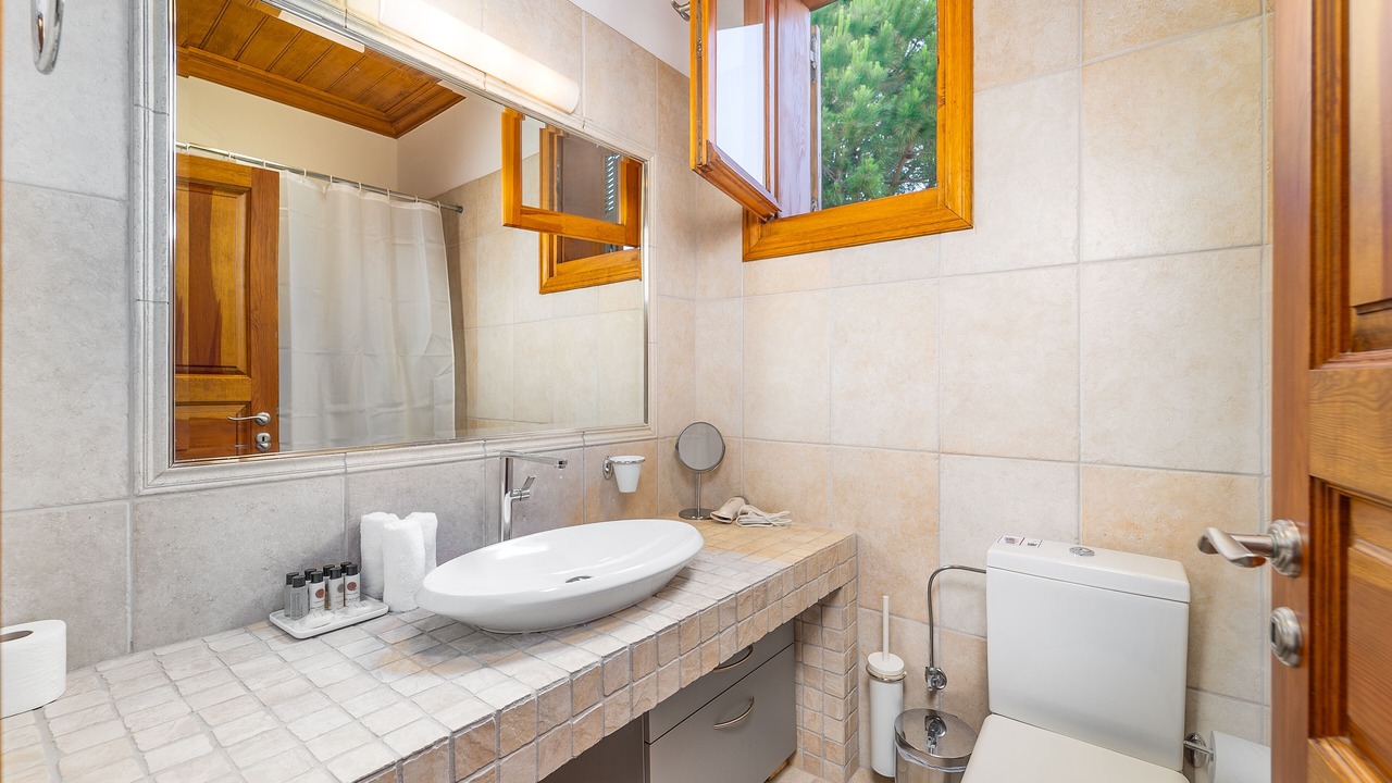 Photo of Bathroom in Pondi