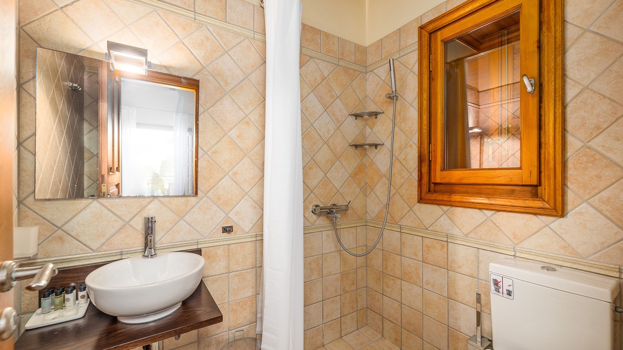 Photo of Bathroom in Pondi