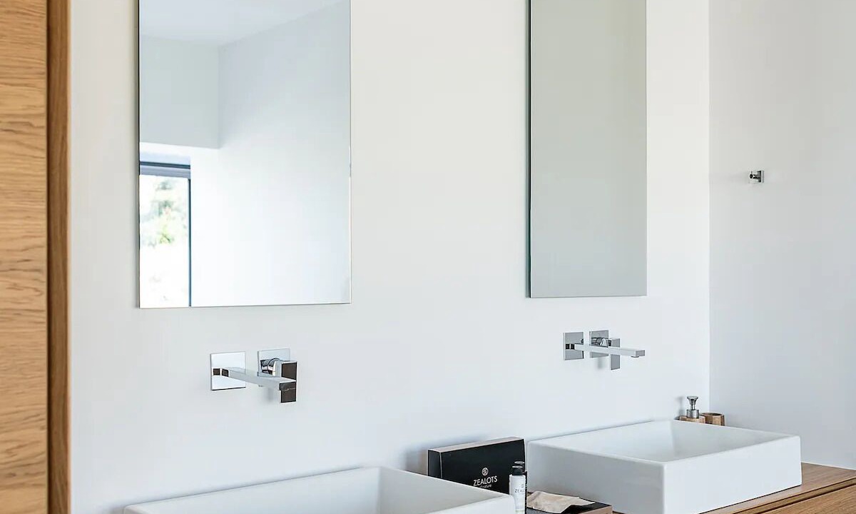 Photo of Bathroom in Souda