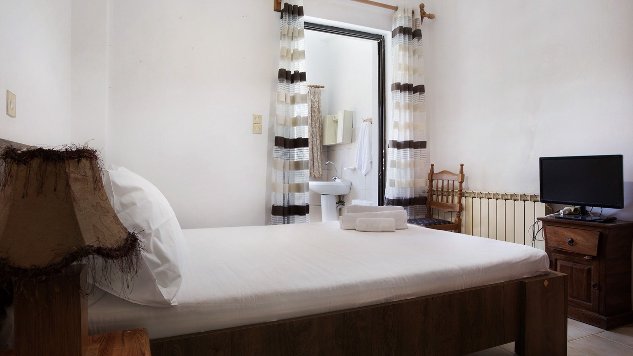 Photo of Bedroom in Agia Marina