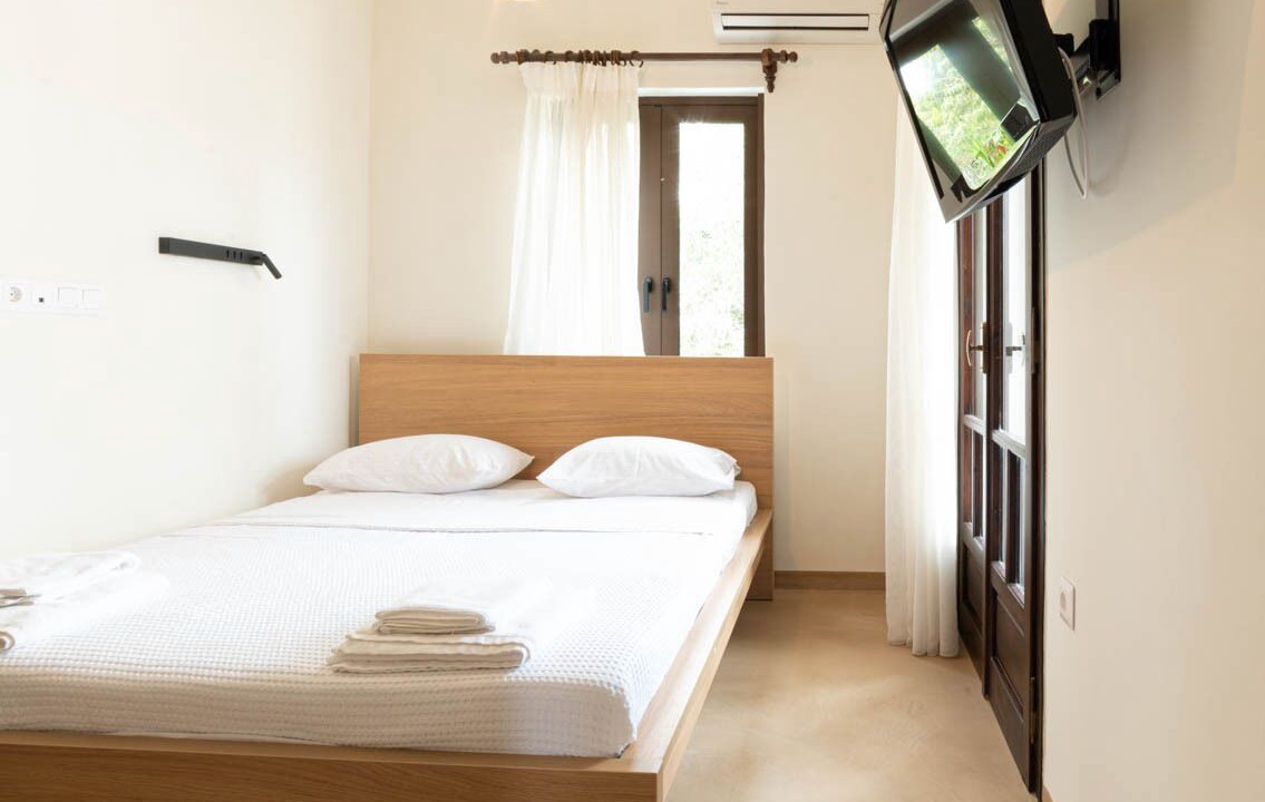 Photo of Bedroom in Kontos