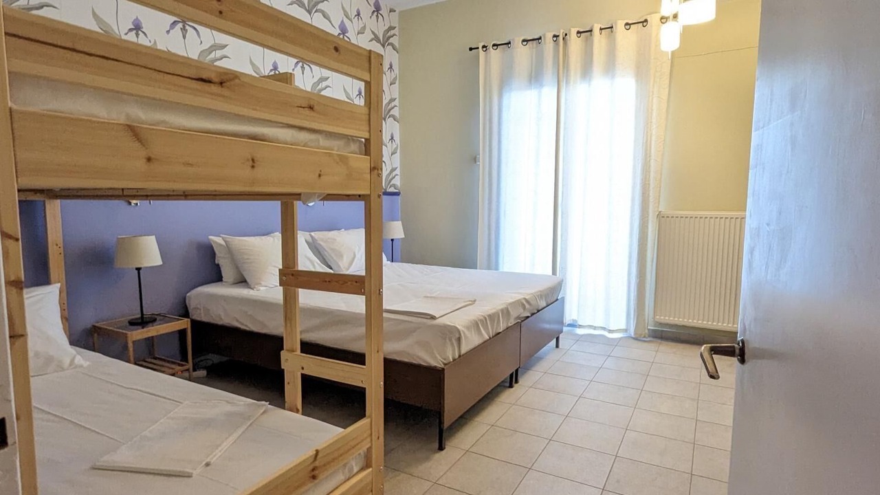 Photo of Bedroom in Kamena Vourla