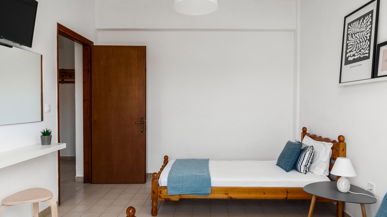 Photo of Bedroom in Ipsos