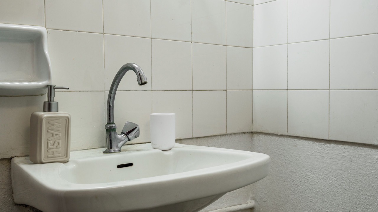 Photo of Bathroom in Ipsos