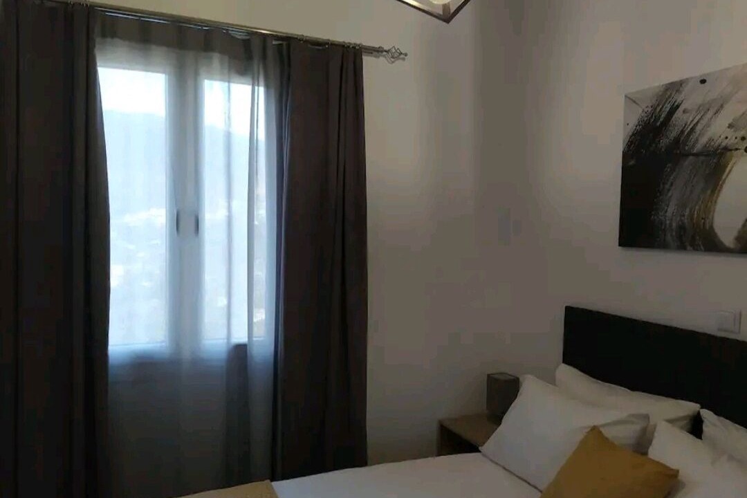 Photo of Bedroom in Paleopolis