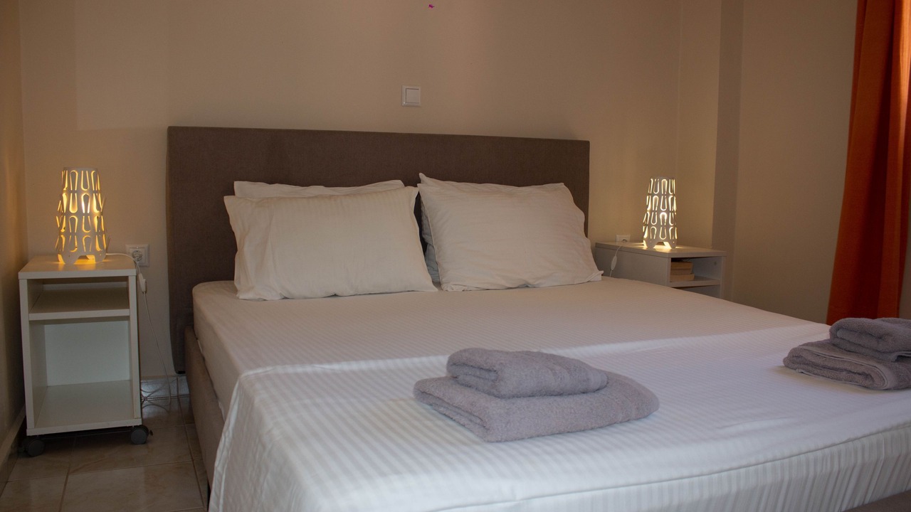 Photo of Bedroom in Dhrakata