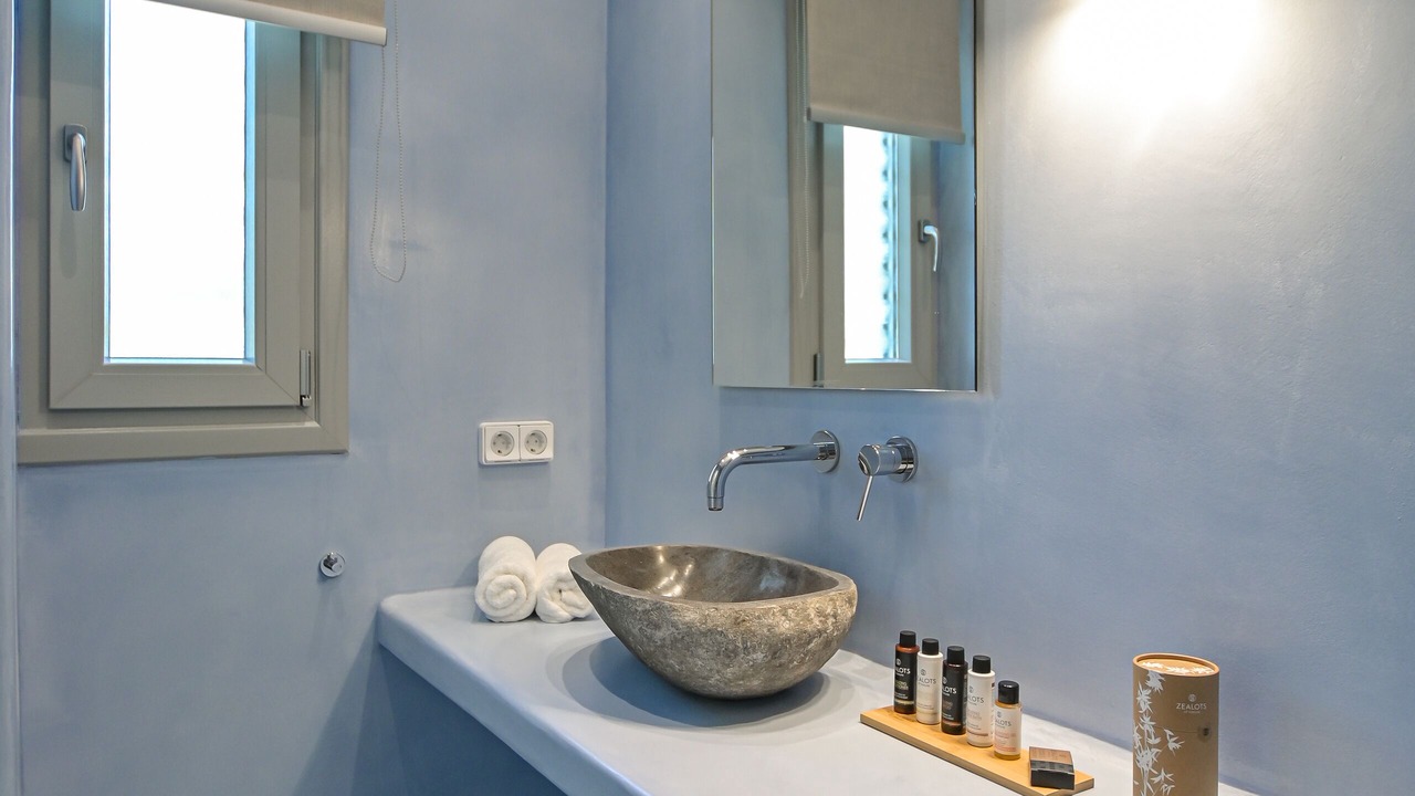 Photo of Bathroom in Plaka