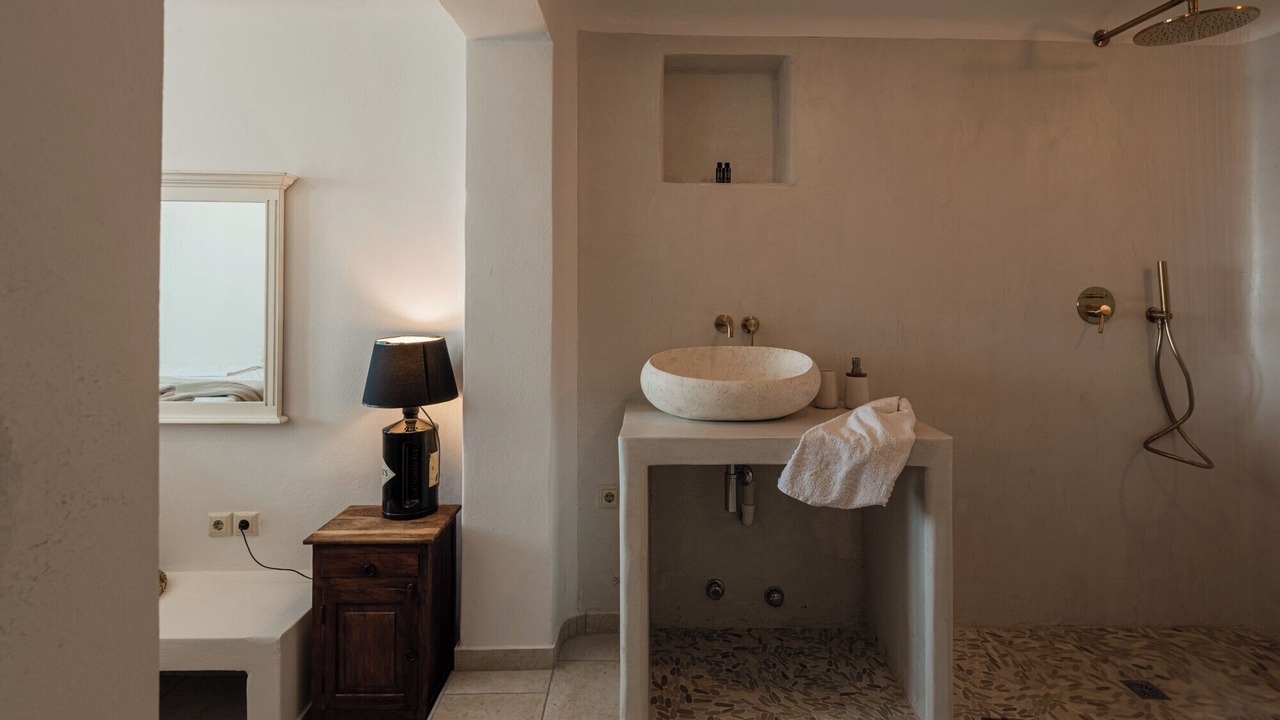 Photo of Bathroom in Maragas