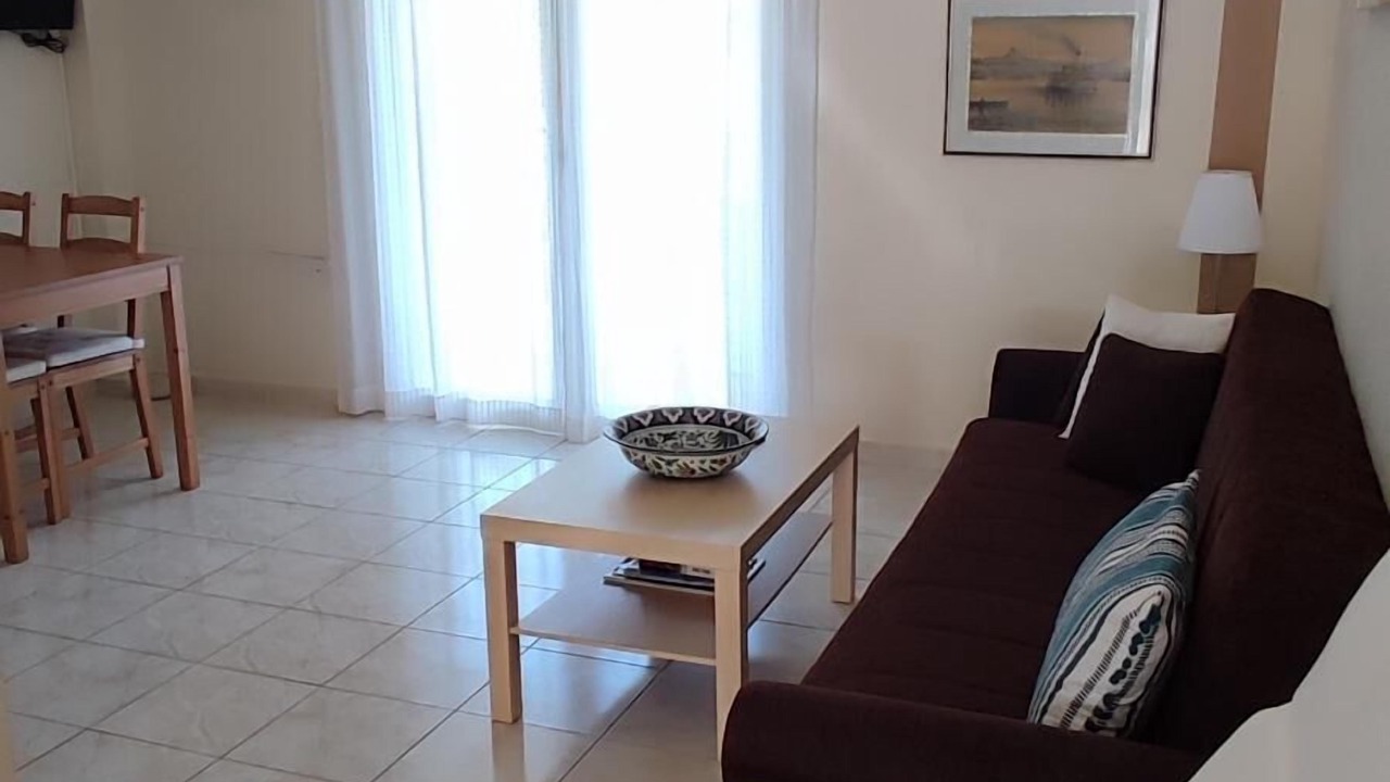 Photo of Livingroom in Dhrakata