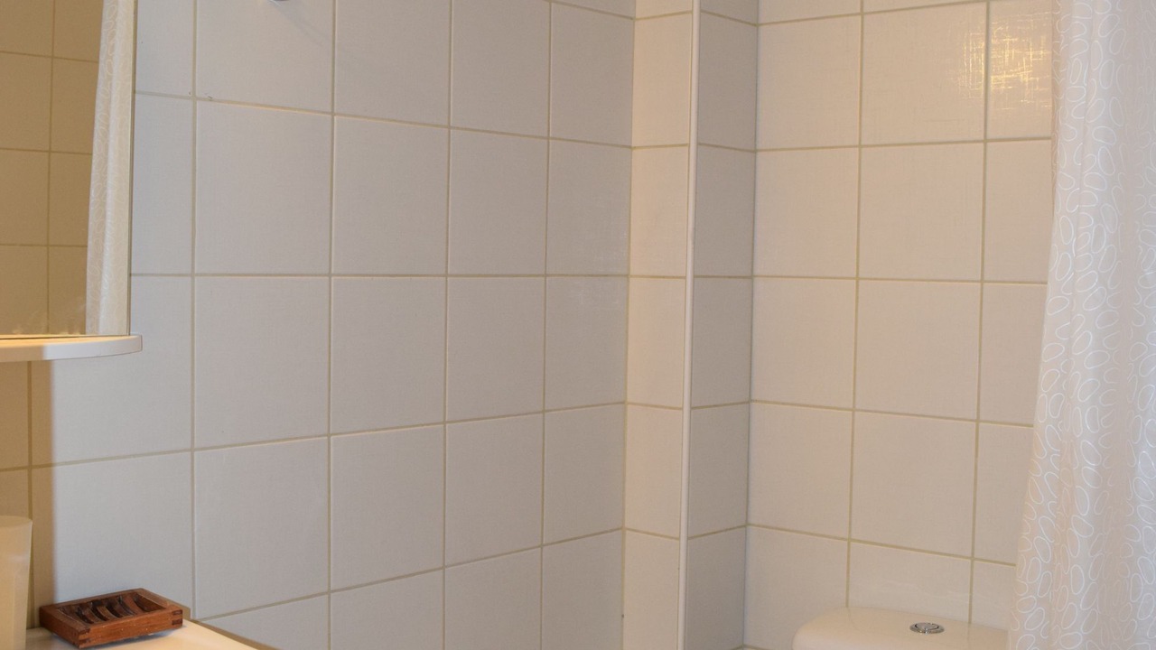 Photo of Bathroom in Dhrakata