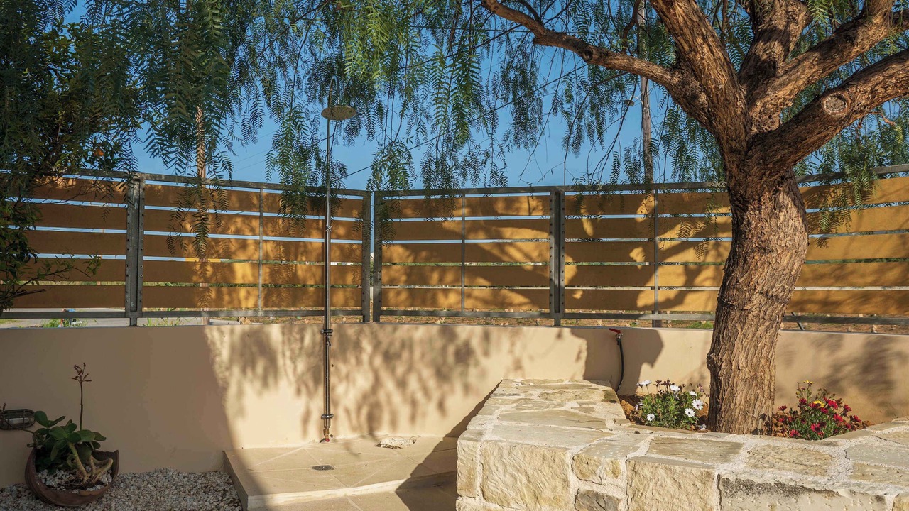 Photo of Outdoor in Potistiria