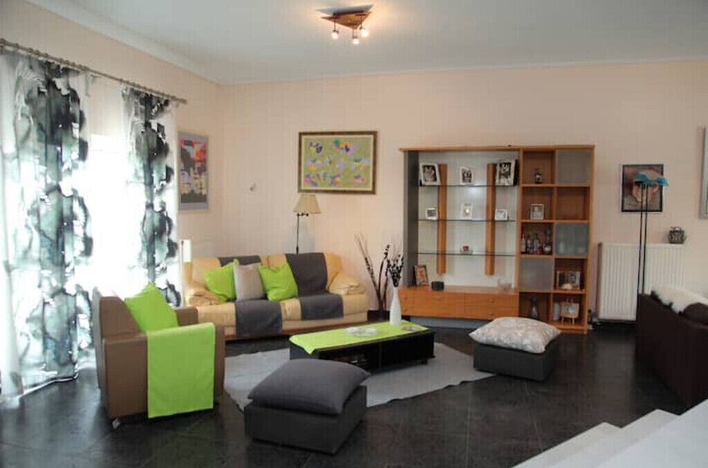 Photo of Livingroom in Assos-Lechaio