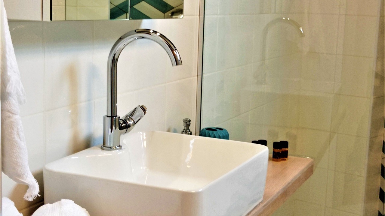 Photo of Bathroom in Aigaleo