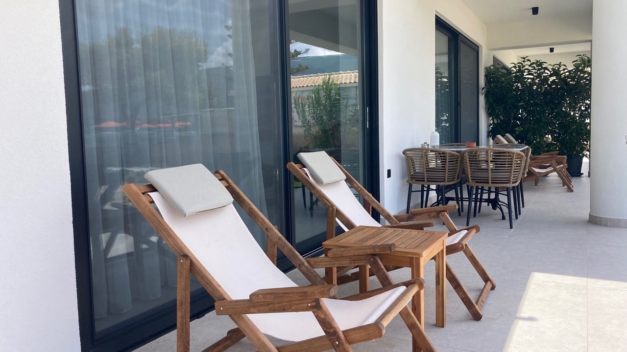 Photo of Patio Balcony in Alikanas
