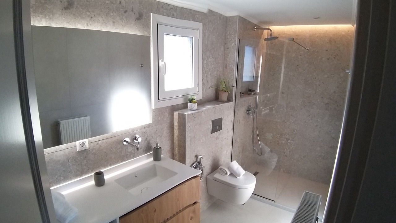 Photo of Bathroom in Chlomos
