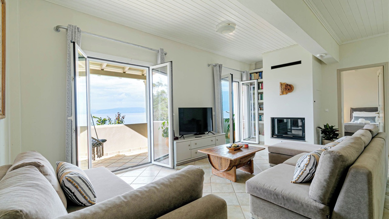Photo of Livingroom in Chlomos