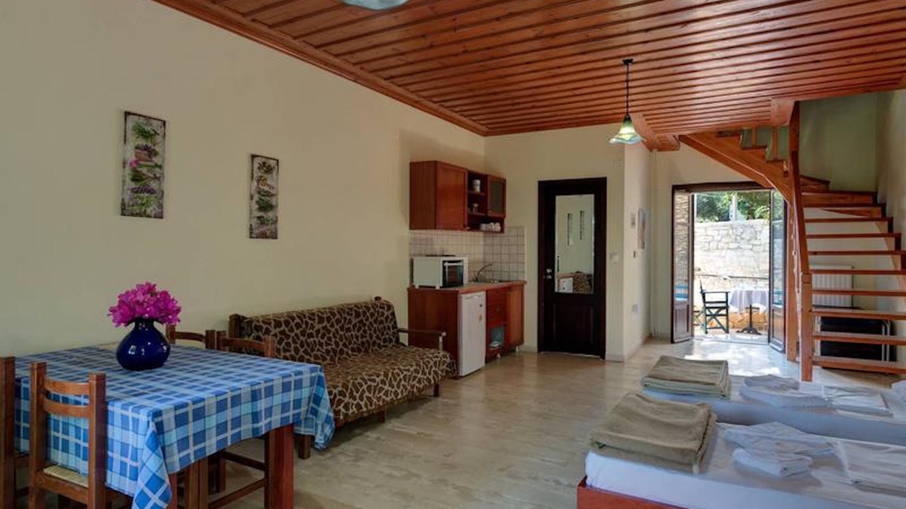 Photo of Livingroom in Douliana